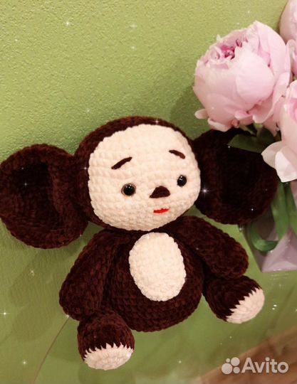 Игрушка чебурашка вязанная