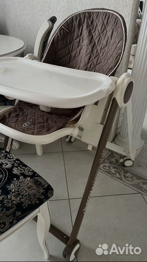 Столик для кормления бу happy baby