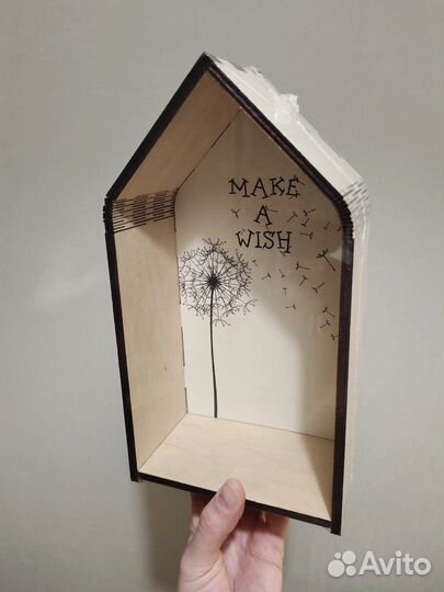 Полка декоративная новая