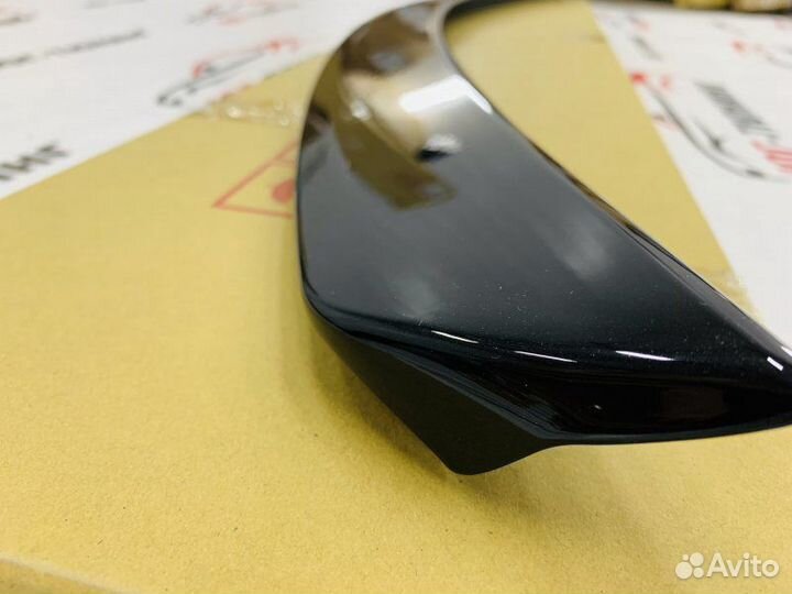 Спойлер Mercedes на крышку багажника С 204 Тайвань