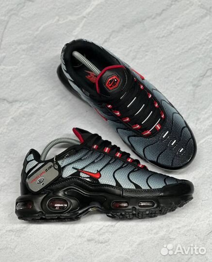 Nike Air Max TN plusкроссовки