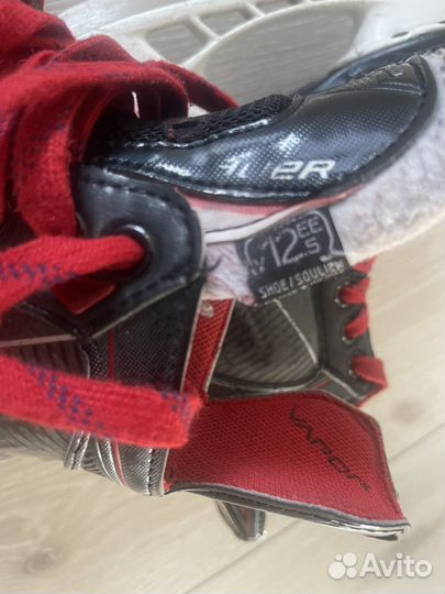 Хоккейные коньки bauer vapor x900 12,5EE
