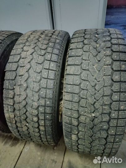 Yokohama Ice Guard IG91 215/55 R16 97Q