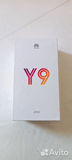 Телефон huawei Y9 2018