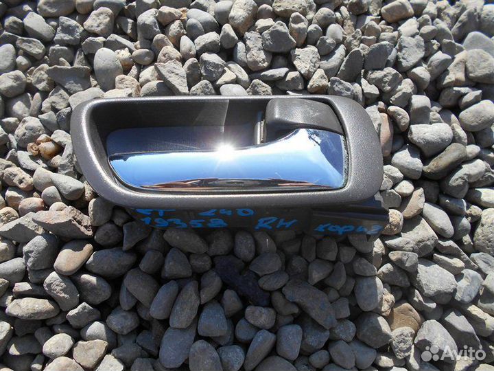 Ручка двери внутренняя правая Toyota Allion ZZT240