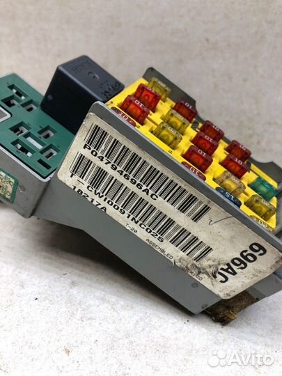 Блок предохранителей Chrysler Pt Cruiser EDZ 2.4