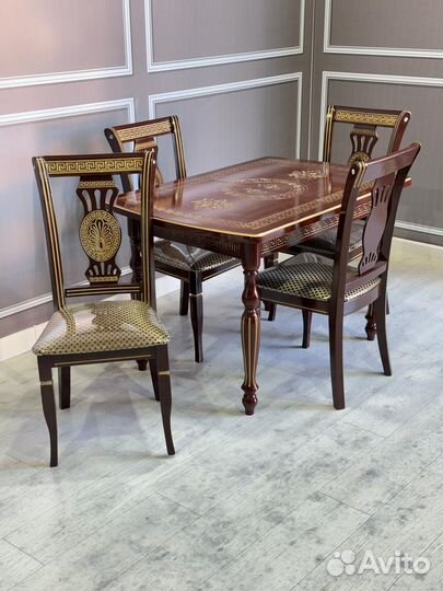 Столы и стулья