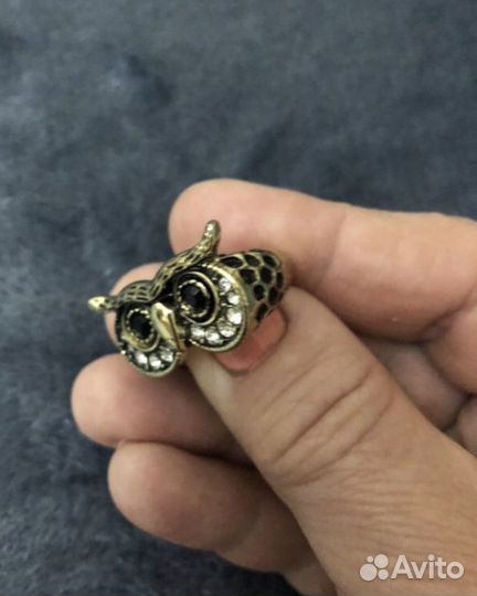 Брошь,кольцо,бусы,браслет,серьги