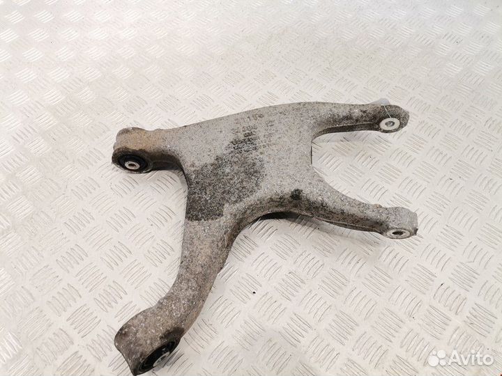 Рычаг задний правый Audi A4 B7 2008 8K0505312J