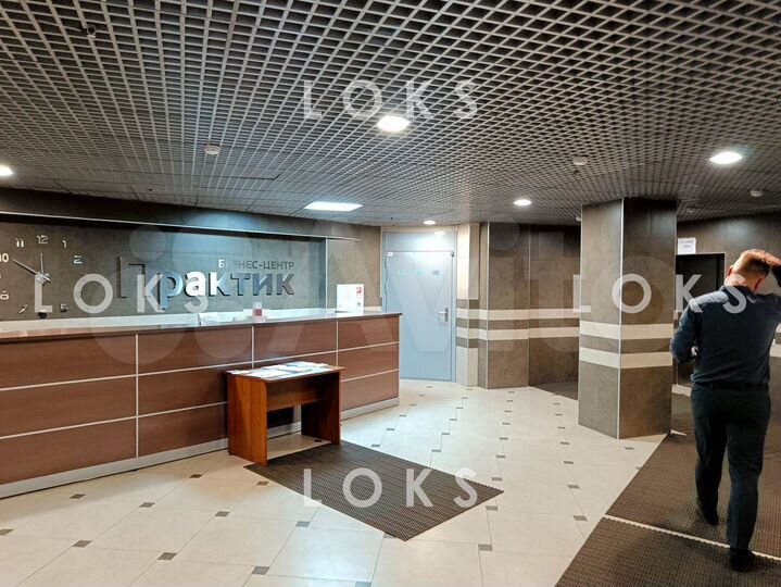 Офис 85 м² с ремонтом возле метро