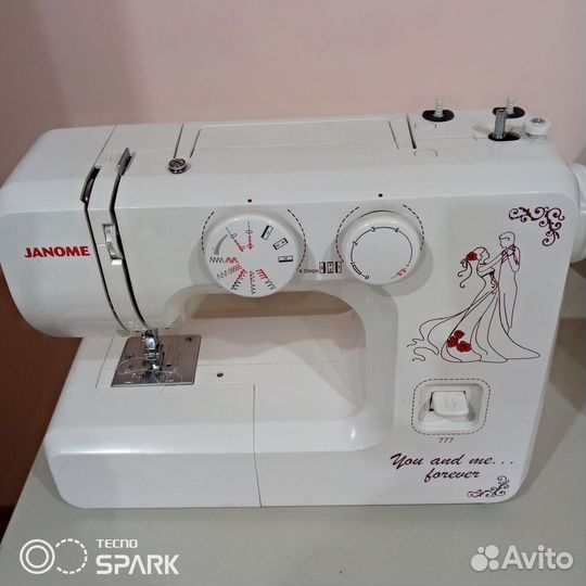 Швейная машинка janome бу