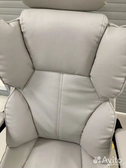 Офисное кресло (геймерское). Кресло для директора