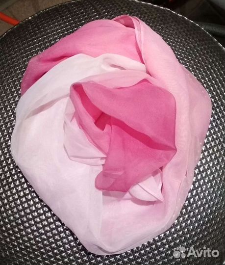 Лёгкий полупрозрачный шарфик