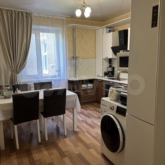 4-к. квартира, 83 м², 2/16 эт.