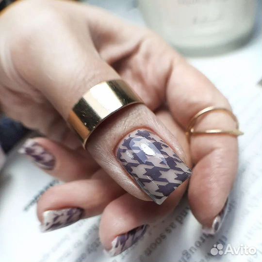 Мастер маникюра