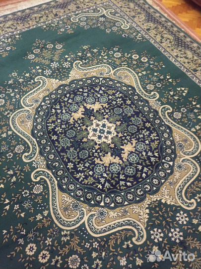 Ковер шерстяной