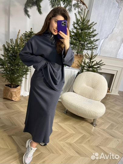 Костюм женский