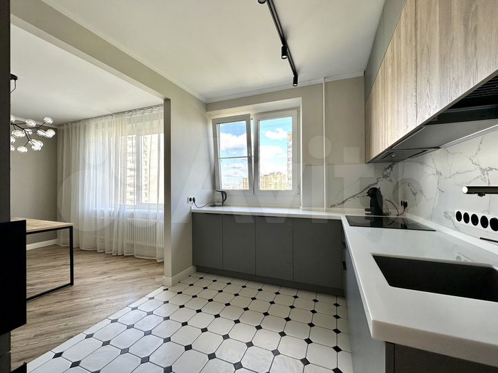 3-к. квартира, 66 м², 9/16 эт.