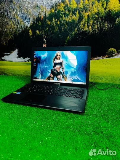 Очень мощный ноутбук Asus для игр и работы