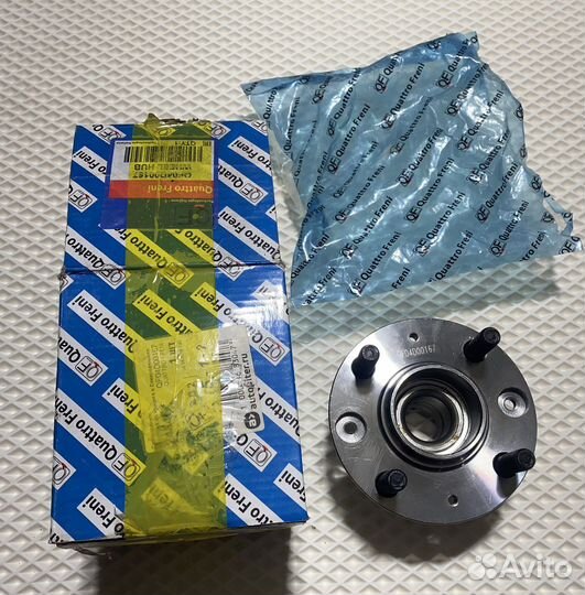 Задняя ступица mitsubishi carisma 4x100 новая