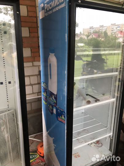 Холодильник витринный