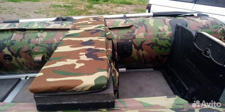 Продам пвх лодку badger hunter 340