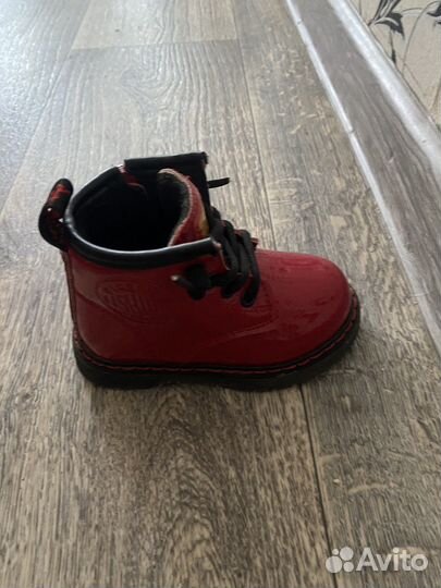 Ботинки для девочки 21