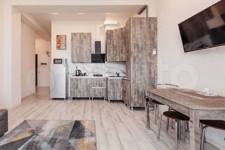 2-к. квартира, 52 м², 2/8 эт.