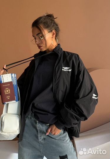 Ветровка balenciaga