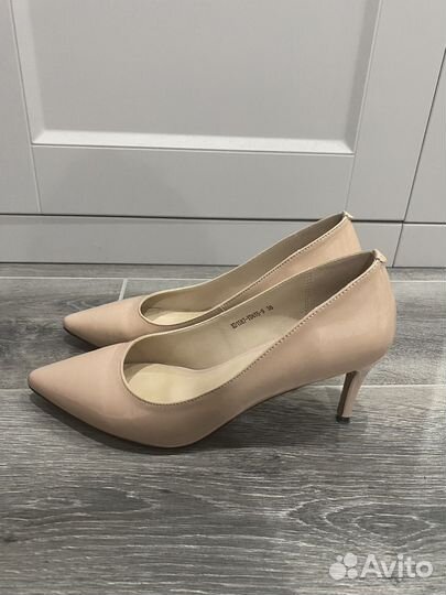 Лаковые туфли, 38 р