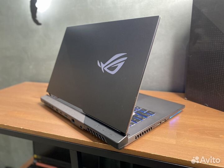 Asus ROG Strix 15,6