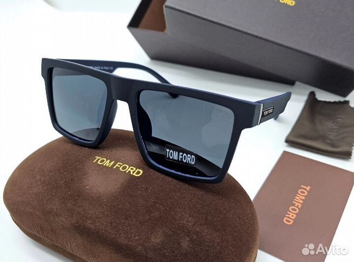 Солнцезащитные очки Tom Ford polarized