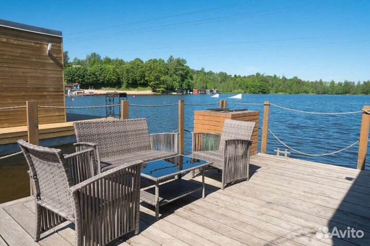 Плавучие домики для баз отдыха. Хаусботы