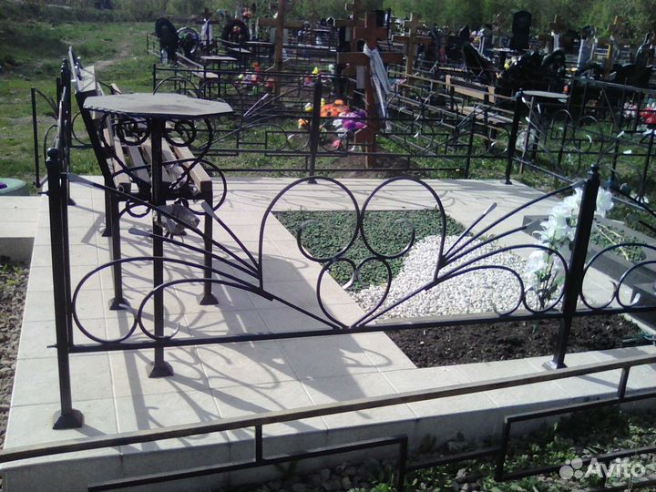 Благоустройство могил, плитка