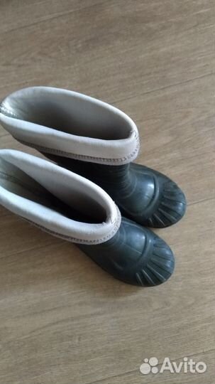 Резиновые сапоги