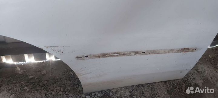 Дверь задняя правая на Nissan Skyline