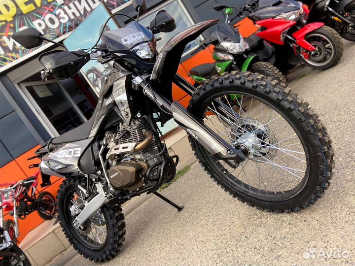 Мотоцикл Regulmoto 003
