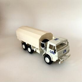 Модель 1:43 камаз 4310