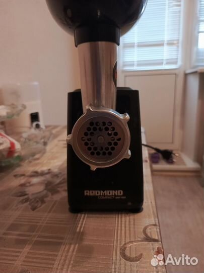 Мясорубка электрическая бу