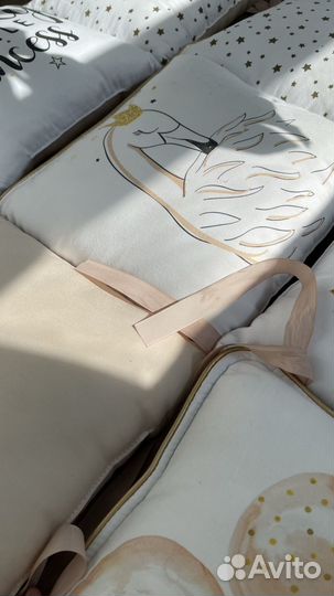 Комплект в детскую кроватку с бортиками