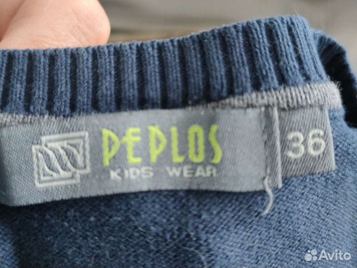 Два жилета для мальчика 5-6 класс