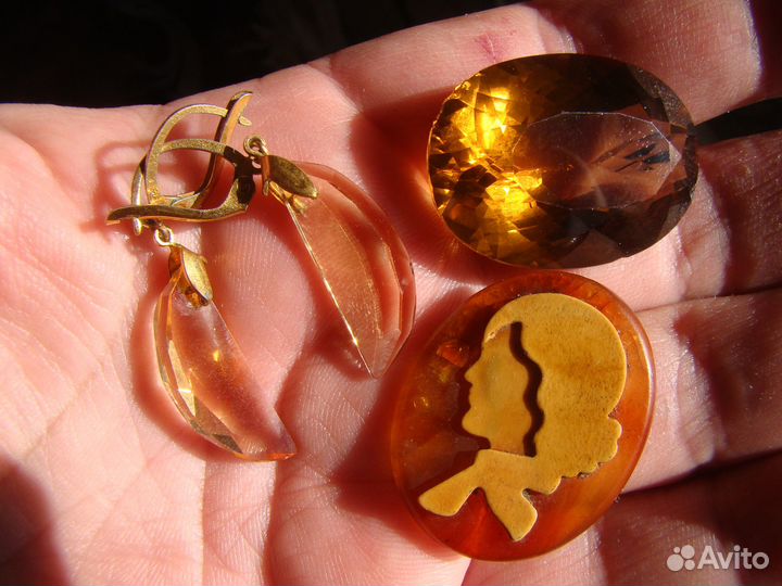 Значки, броши, серьги СССР