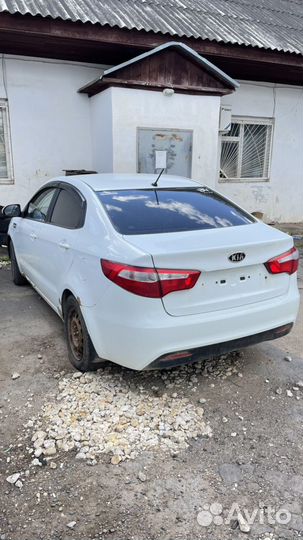 Крышка Багажника кия рио 3