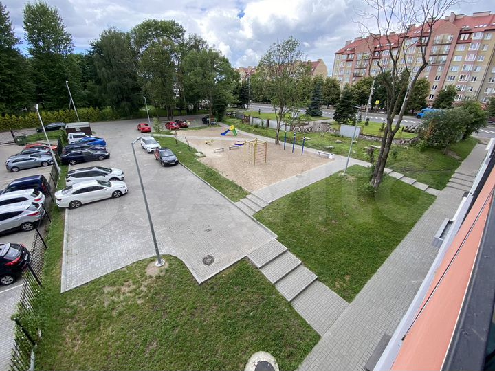 2-к. квартира, 57 м², 3/12 эт.