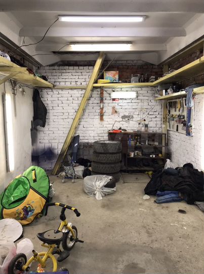 Гараж, > 30 м²