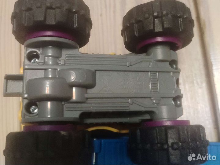 Вспыш и чудо машинки игрушка