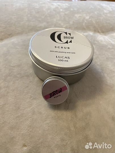 Скраб для бровей и контурная паста