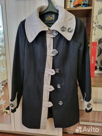 Пальто женское 42 44