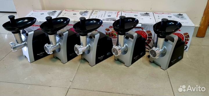 Новая мясорубка Moulinex hv1 ME106832