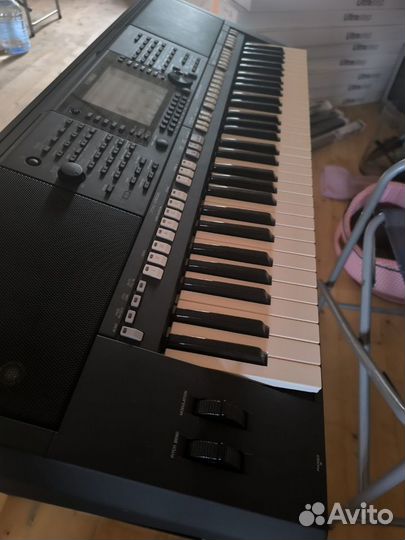 Синтезатор Yamaha PSR s 750